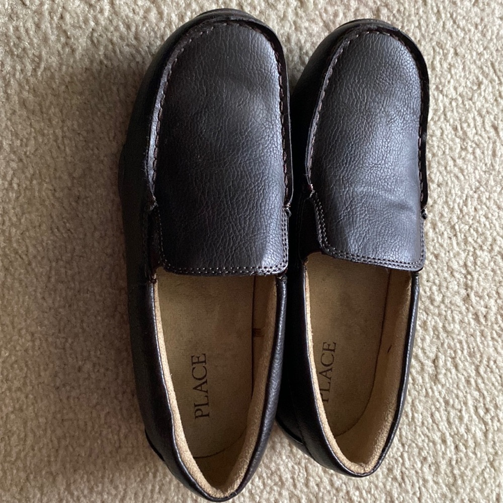 Dress shoe